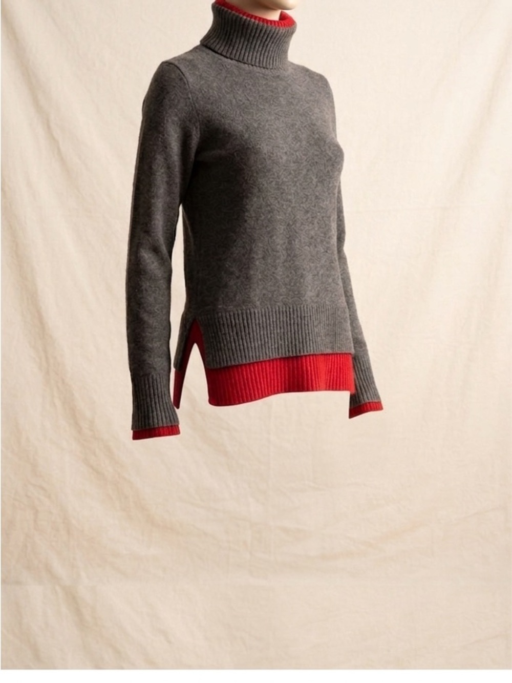 Lacoste 100% Extra Fine Merino Wool Colorblock Turtleneck Sweater Grey Red US XS